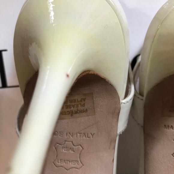 L. K. Bennett ivory patent leather sandals - Picture 4 of 4